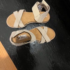 Women’s, Shoes, Skechers, BOBS, Memory foam, size 8M, tan NWOT